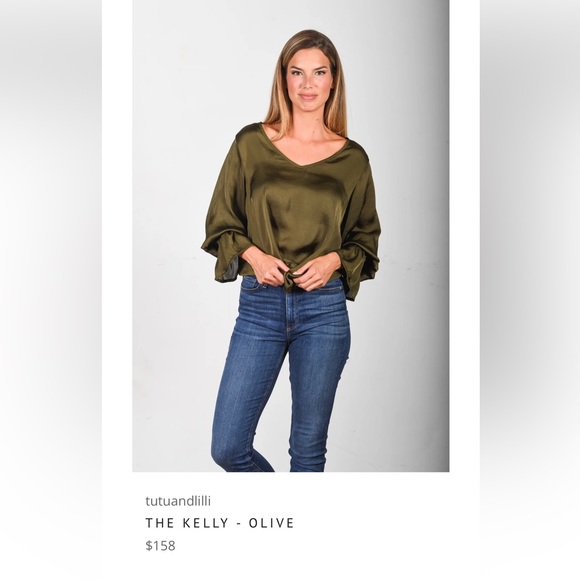 Tutu and Lilli The Kelly blouse NWOT  Size Small - in red ♥️ - Picture 5 of 9